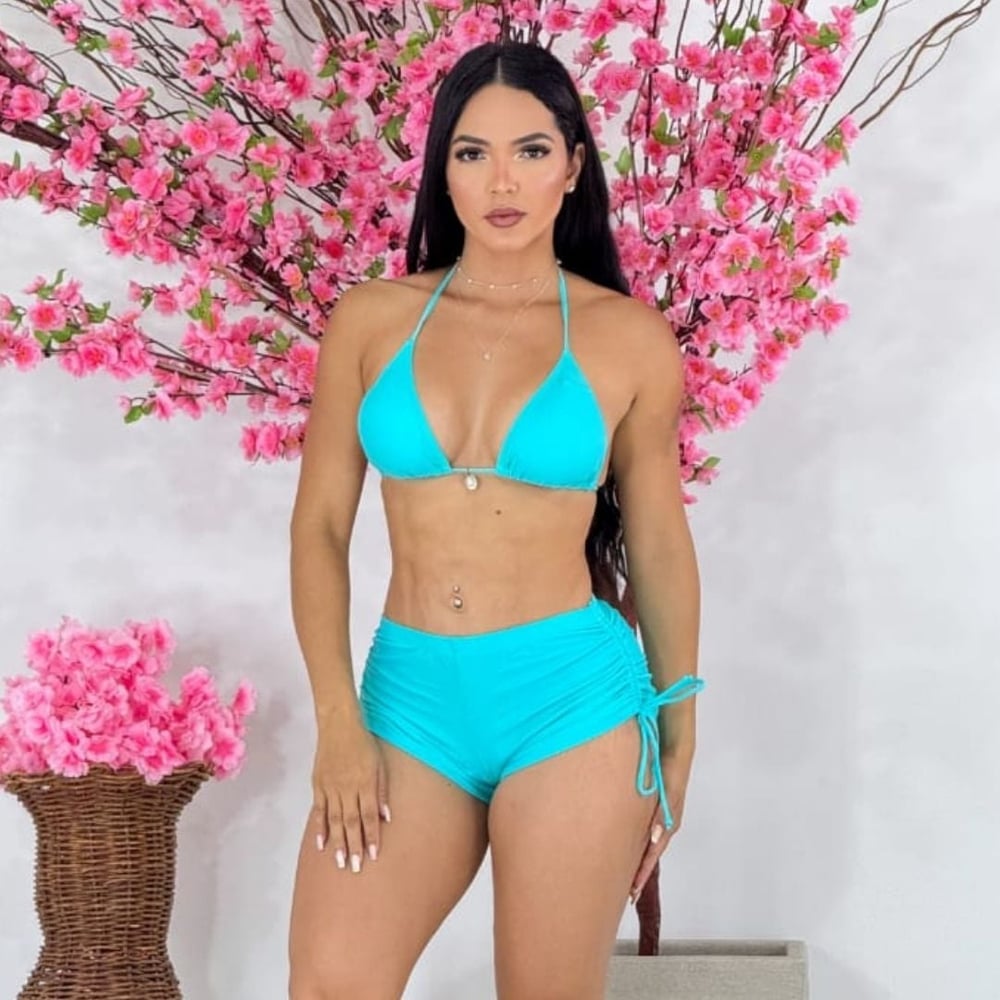 Biquíni Vitória Plus Size Com Shortinho E Amarras Hangar Lingerie