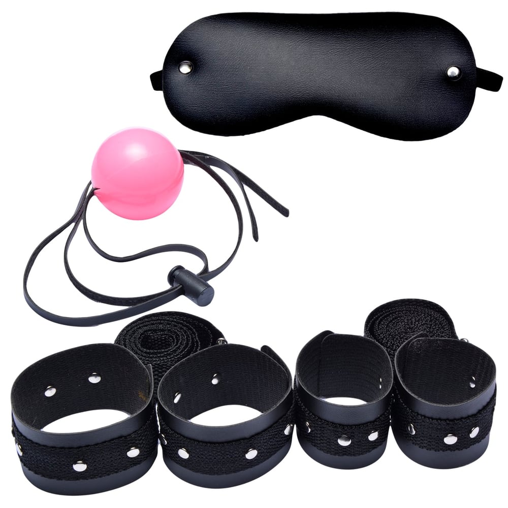Kit Sado Madona Dominatrix