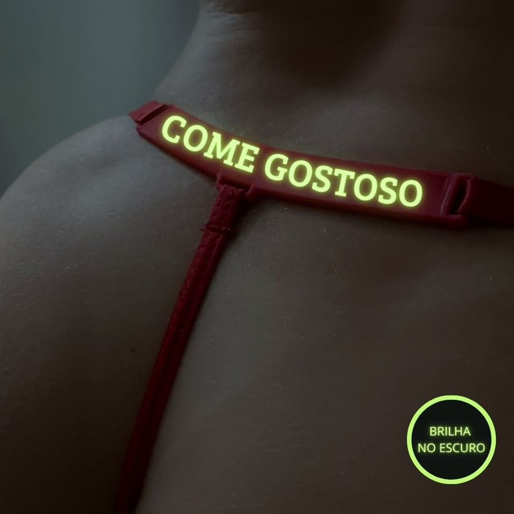 Calcinha Brilha No Escuro Com Frase Come Gostoso Mil Toques