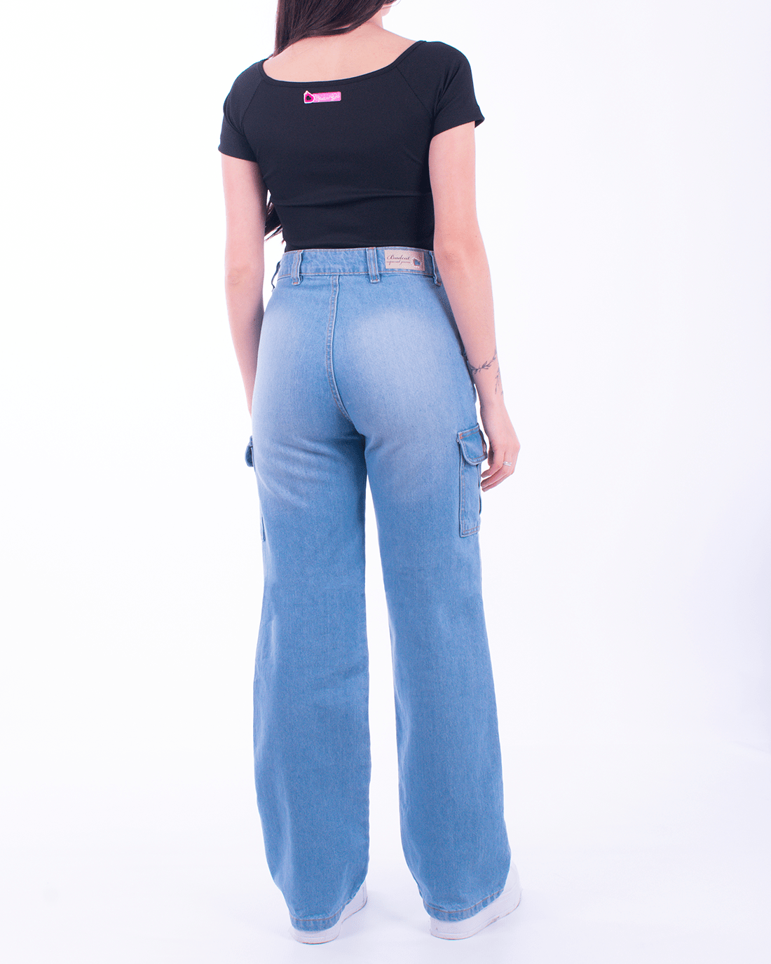 Calça Wide Leg Jeans Cargo Feminina Badcat - Compre Agora