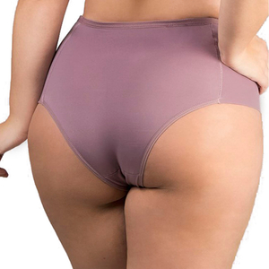 Calcinha Modela Culote Plumas Lingerie