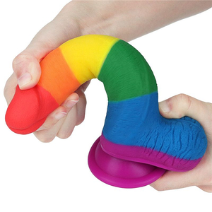 Prótese Realística De Silicone Real Skin Linha Pride Com Ventosa 19 X 3,8 Cm Vibe Toys