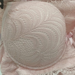 Conjunto ísis Com Sutiã De Bojo E Tanga Stilo K 