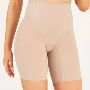 Bermuda Bundex Com Cintura Alta E Enchimento Removível Nayane