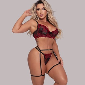 Conjunto Pipoco Em Renda Com Cinta Liga Personalizável Tallyta