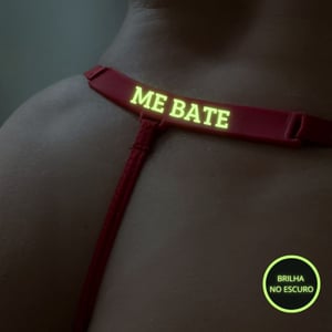 Calcinha Brilha No Escuro Com Frase Me Bate Mil Toques