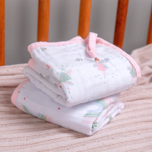 Paninho De Boca Papi Soft Com Prendedor De Chupeta Estampado 40cm X 40cm 02 Un