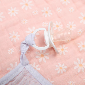Paninho De Boca Papi Soft Com Prendedor De Chupeta Estampado 40cm X 40cm 02 Un