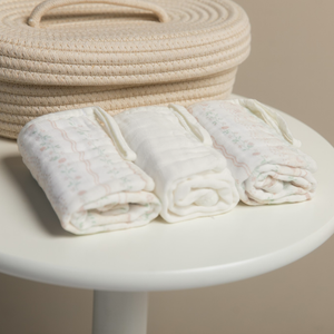 Paninho De Boca Soft Com Prendedor De Chupeta  40 Cm X 23 Cm - Contém 03 Unidades