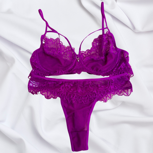 Conjunto sem Bojo com Aro Rendado Detalhes em Tule