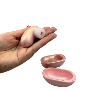 Vibrador Sugador de Clitóris Mini Pod Estimulador Discreto Formato de Fone Airpod