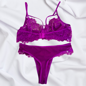 Conjunto sem Bojo com Aro Rendado Detalhes em Tule