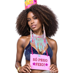 Kit Carnaval Faço Caridade Só Pego Feio Plaquinha e Tiara