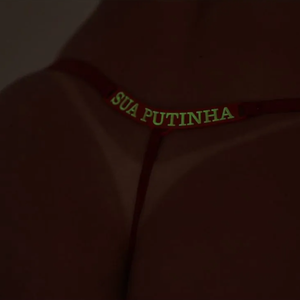 Calcinha Fio Dental em Tule com Frase que Brilha no Escuro