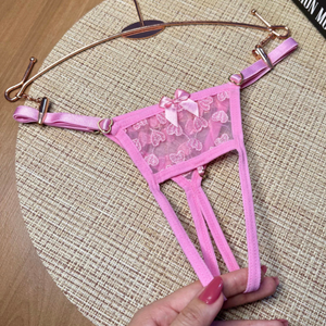 Calcinha com Abertura Personalizável em Tule com Bordado de Coração e Pingente