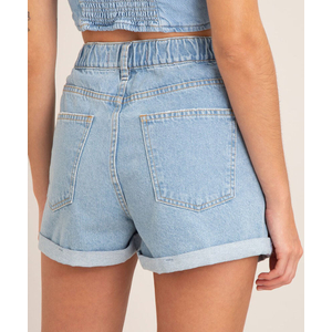 Short Jeans Mom Cintura Super Alta Clock House