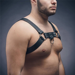HARNESS EM COURO SINTÉTICO FORMATO H PRETO