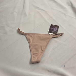 CALCINHA FIO ISTHELLA - BLUSH - TAM 44