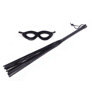 KIT CHICOTE E MÁSCARA TIAZINHA PRETO - 35 CM