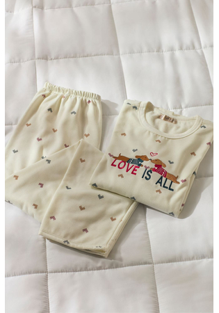 Pijama Infatil Feminino Capivara Coração