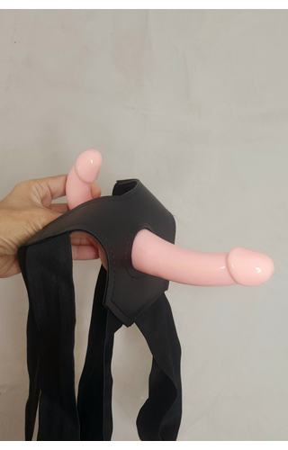 Dildo duplo em TPE com cinta strapless