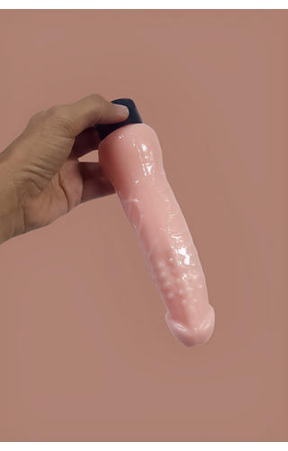 Pênis em Cyberskin com Vibrador 17 x 4cm