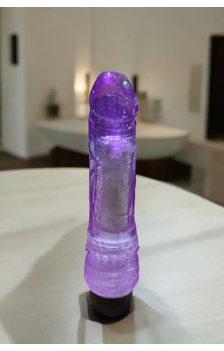 Pênis com vibrador em Jelly Si