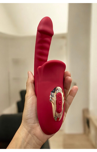 Vibro com Penetrador e Boca com vai e vem Meu Tudão