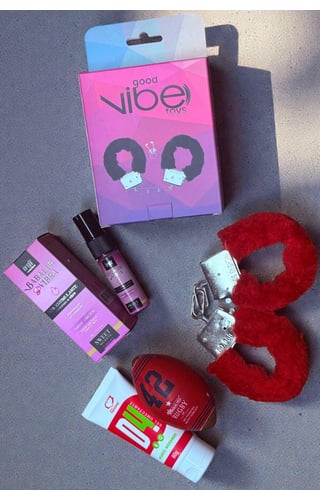 Kit Diversão Casal Géis, Algemas e Masturbador