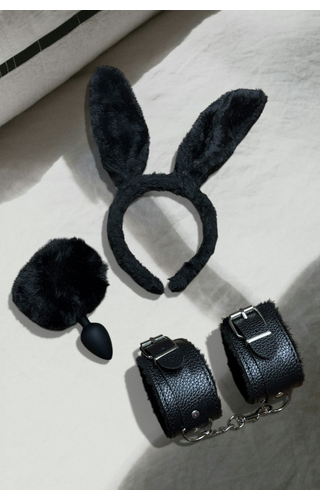 Kit Coelhinha com Plug, Orelhinha e Algemas em couro