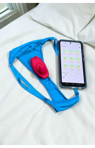 Vibrador com Penetrador e app para celular Sury