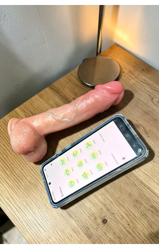 Pênis vibrador sobe e desce com app para celular 