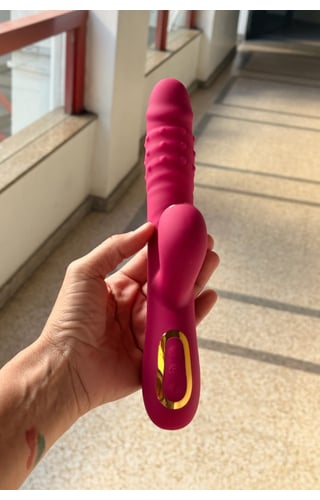 Vibrador Rabbit Sugador vai e vem Dorothy 