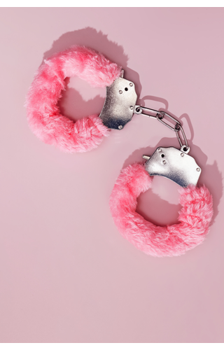Algemas simples com capinha de pelúcia 
