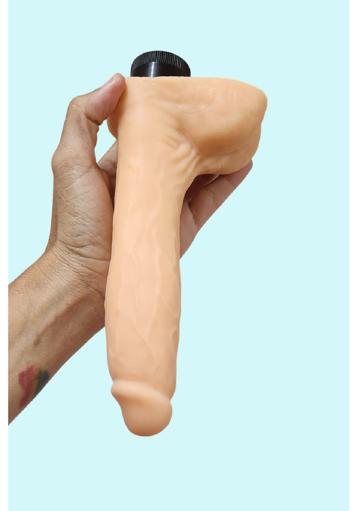 Pênis vibrador em Cyber Acende no Escuro 19 x 4cm