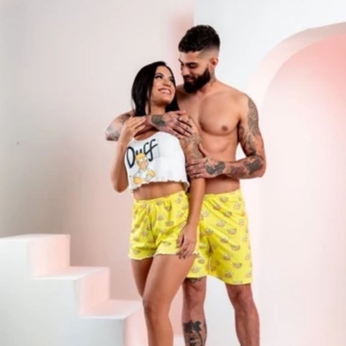 Kit Pijama Casal Verão Estampado Em Suede