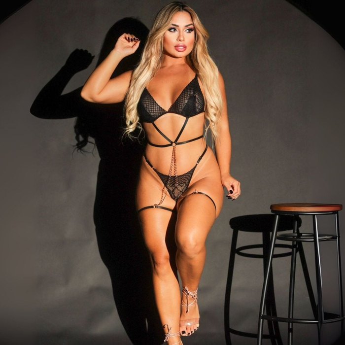 Conjunto Sensual Acorrentada Em Renda Mil Toques