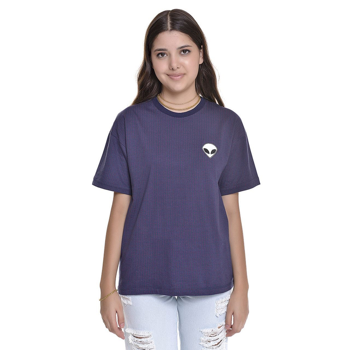 Camiseta Oversized Juju Franco Com Patch Alienígena