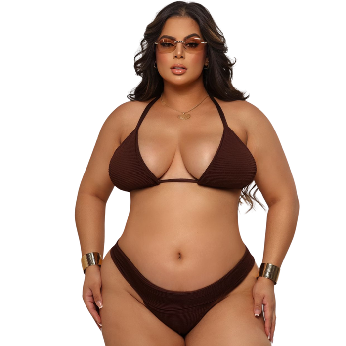 Conjunto Biquíni Plus Size com Bojo e Regulagem de Amarração