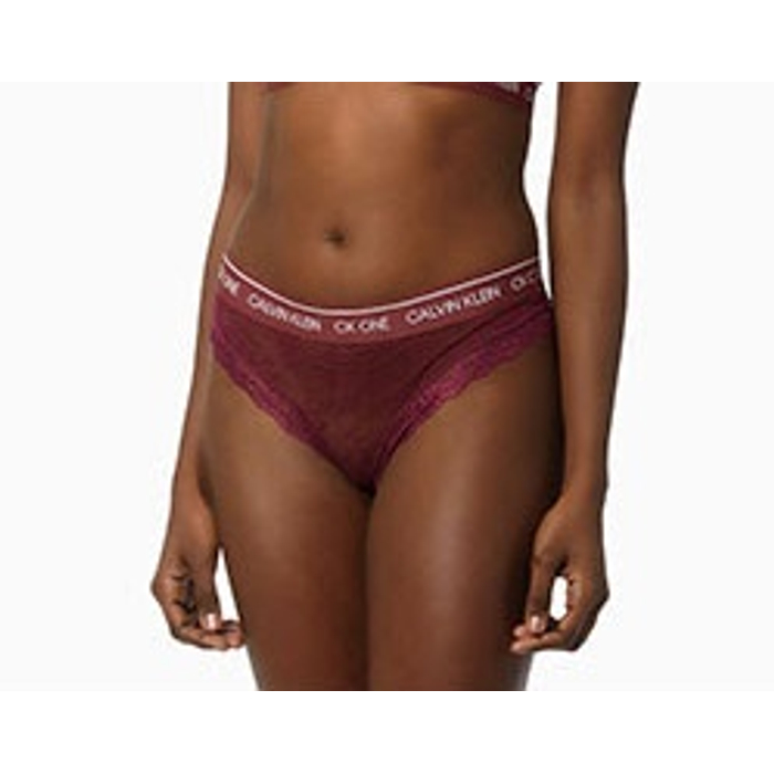 Calcinha Fio Dental em Renda CK One | Calvin Klein