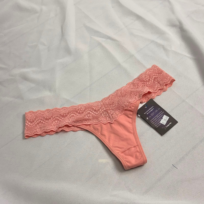 FIO MICROFIBRA - RENDA COM LAÇO E BIJOUTERIA - ROMANCE - TAM GG