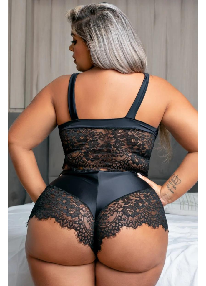 BABYDOLL EM RENDA PLUS SIZE