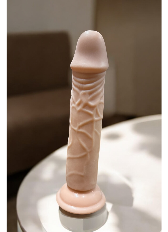 Dildo com Ventosa em TPR 18 x 4,2cm